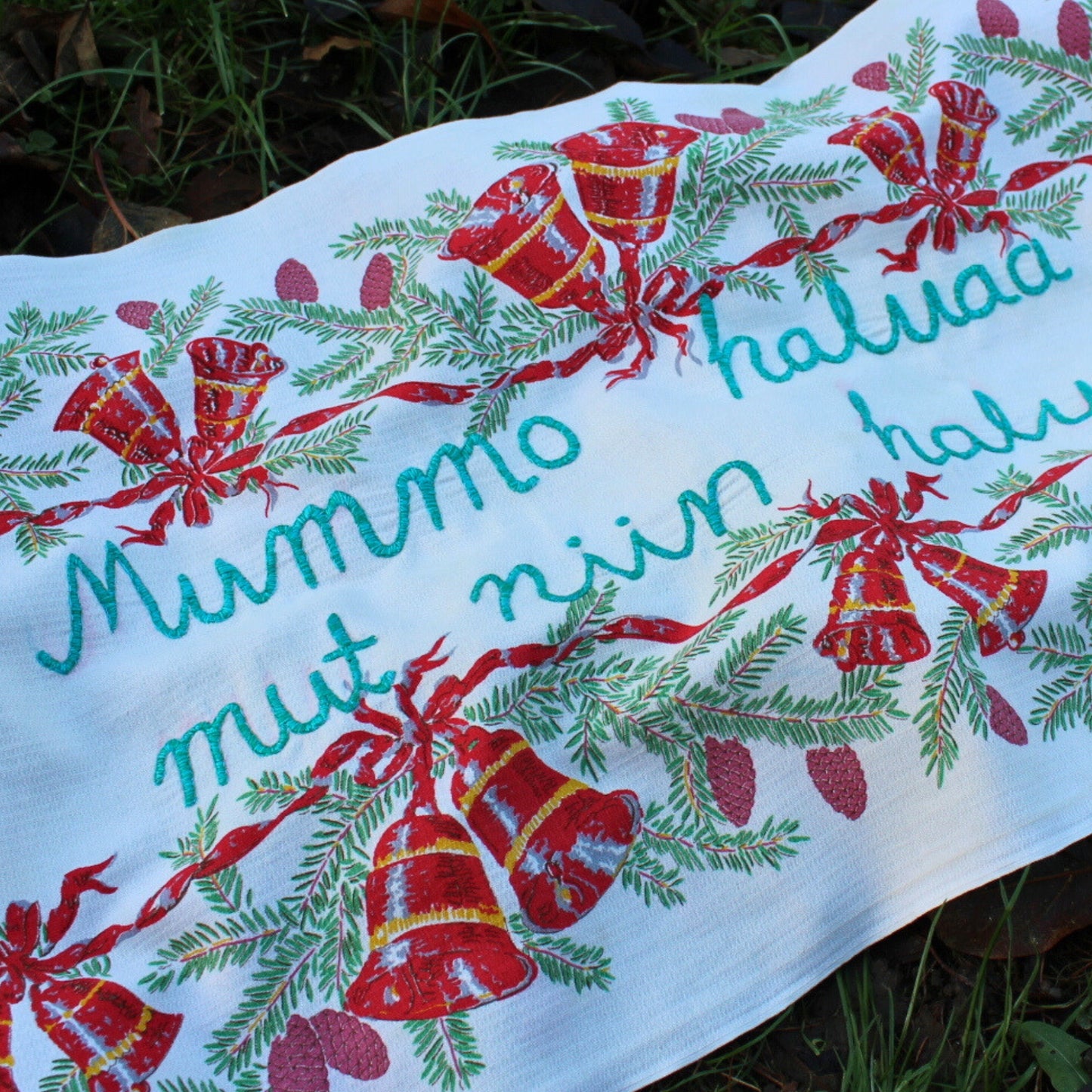 Mummo - embroidery work