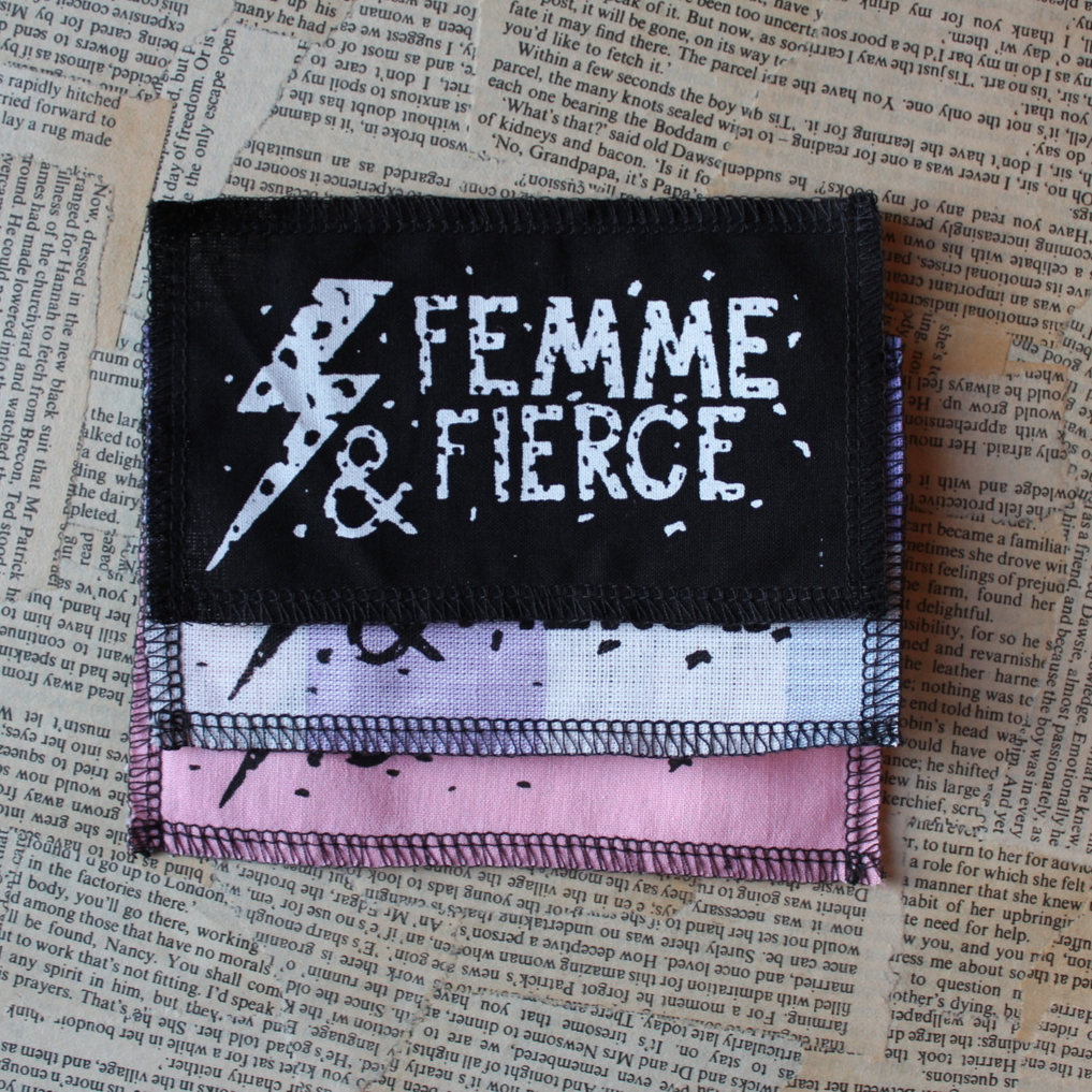 Femme & Fierce - pieni kangasmerkki