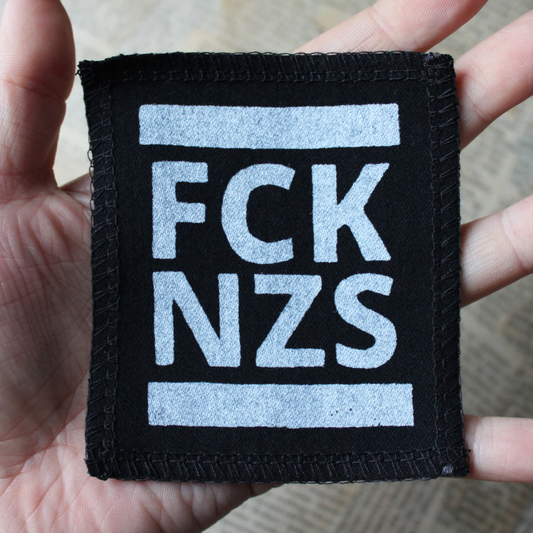 FCK NZS - pieni kangasmerkki